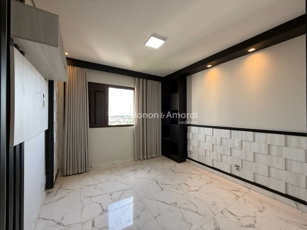 Imagem Cobertura à Venda Duplex Exclusiva com Rooftop e Piscina | Edifício Village no Bairro Morumbi - Paulínia SP