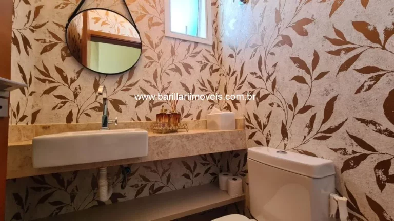 Imagem Casa Térrea com piscina em Condomínio