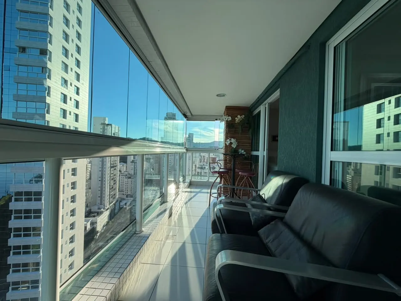 Imagem Apartamento à venda com 90m2 por R$ 2.150.000,00