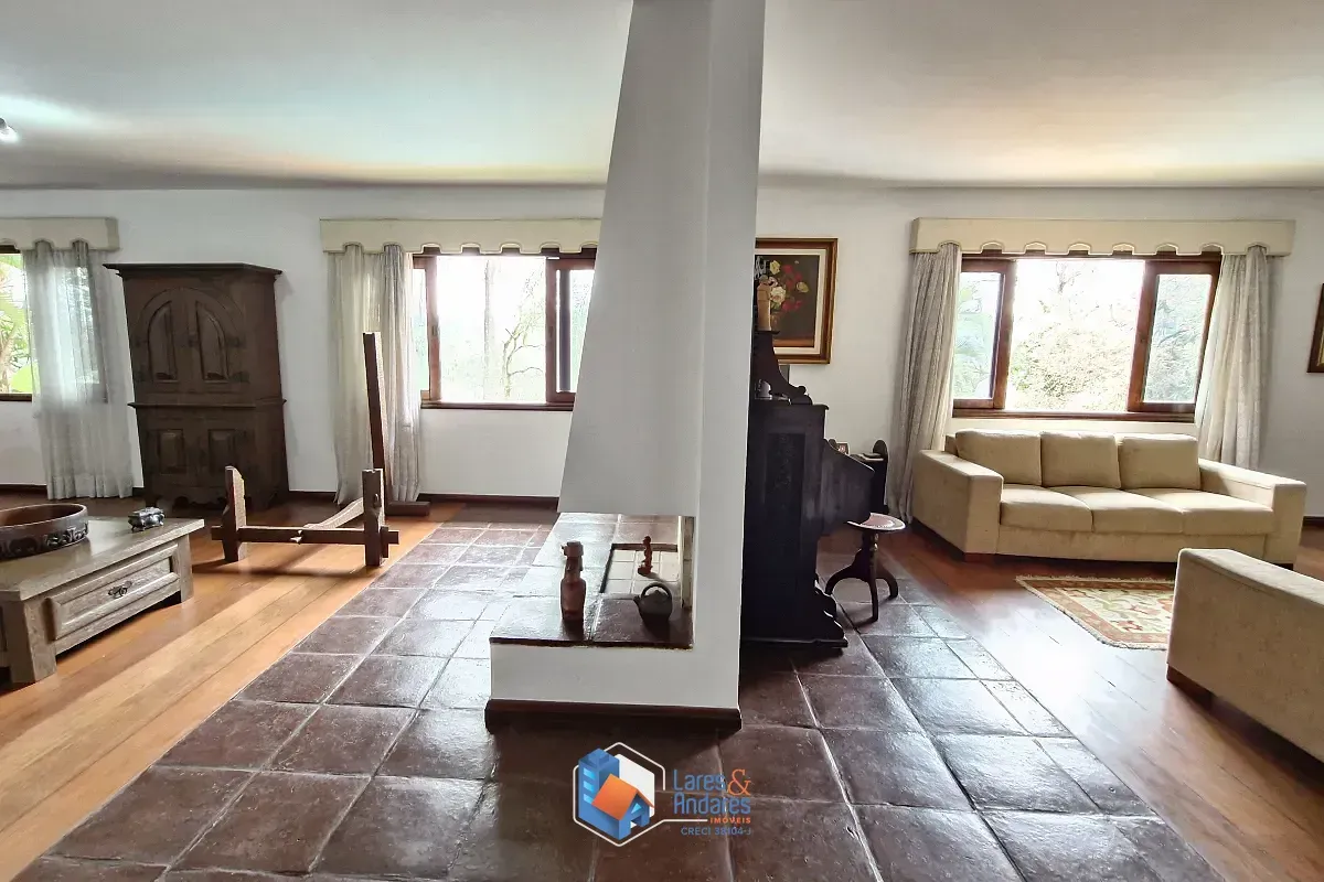 Imagem Casa para venda em Jardim Guedala com 4 quartos, sendo 2 suítes, 375m²