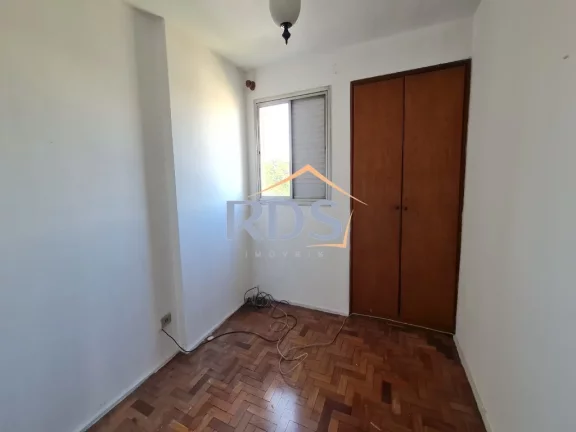 Imagem Apartamento a Venda de 72m² com 2 dormitórios com linda vista. Apartamento precisa de reforma. Estuda proposta.