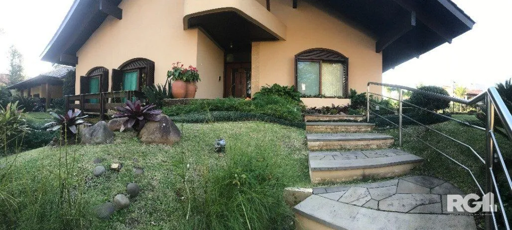 Imagem Casa de Condomínio em Cavalhada