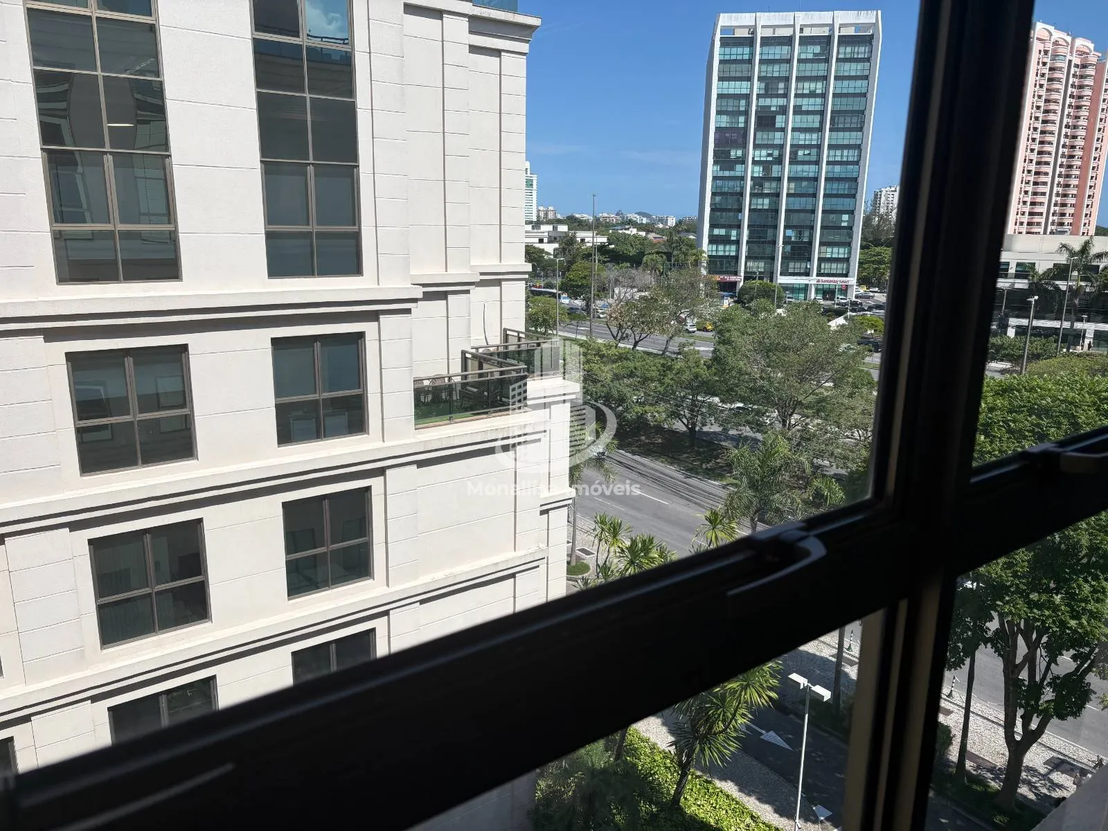 Imagem Aluguel de sala comercial, 72 m2, Barra da Tijuca, condomínio Le Monde Office. Apresentamos esta op...