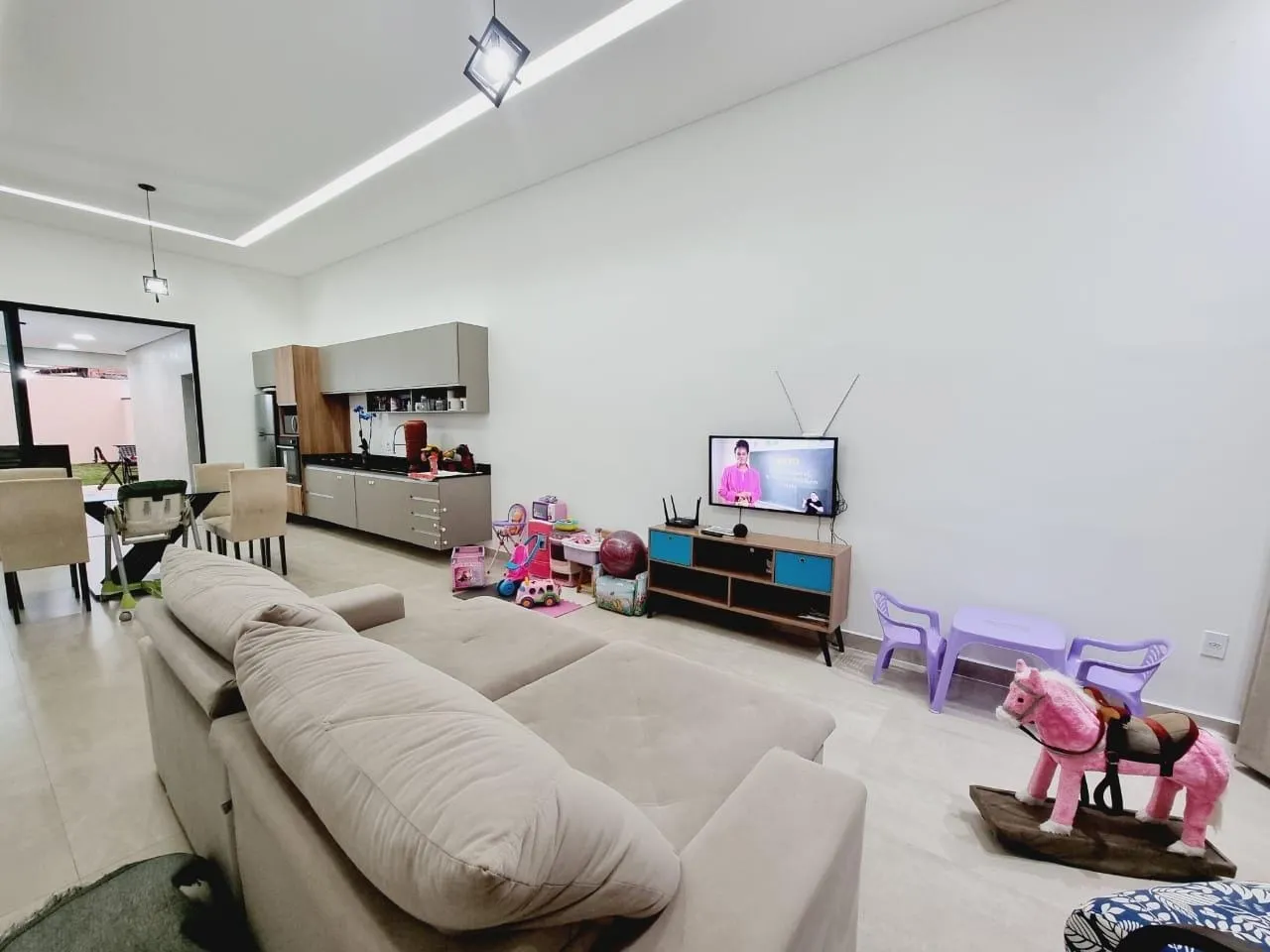 Imagem Casa à venda 3 Quartos, 1 Suite, 4 Vagas, 300M², Parque São Luís, Taubaté - SP | Residencial Jatobá