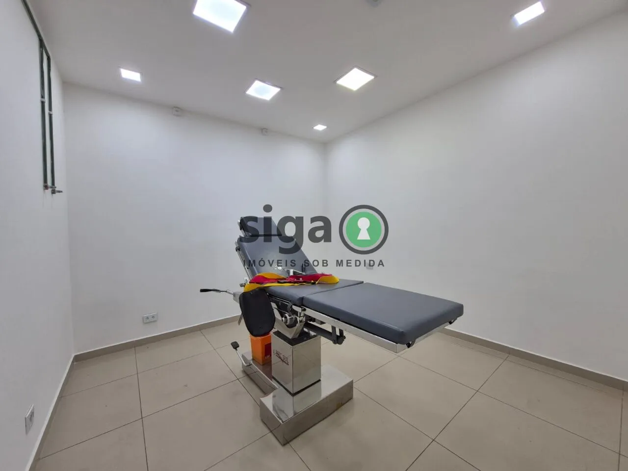 Imagem ALUGA SE CLÍNICA 190 METROS, PRONTA PARA USO NA VILA NOVA CONCEIÇÃO