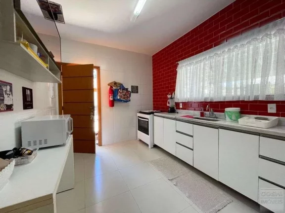 Imagem Casa para Venda em Teresópolis, Vargem Grande, 3 dormitórios, 1 suíte, 3 banheiros, 3 vagas