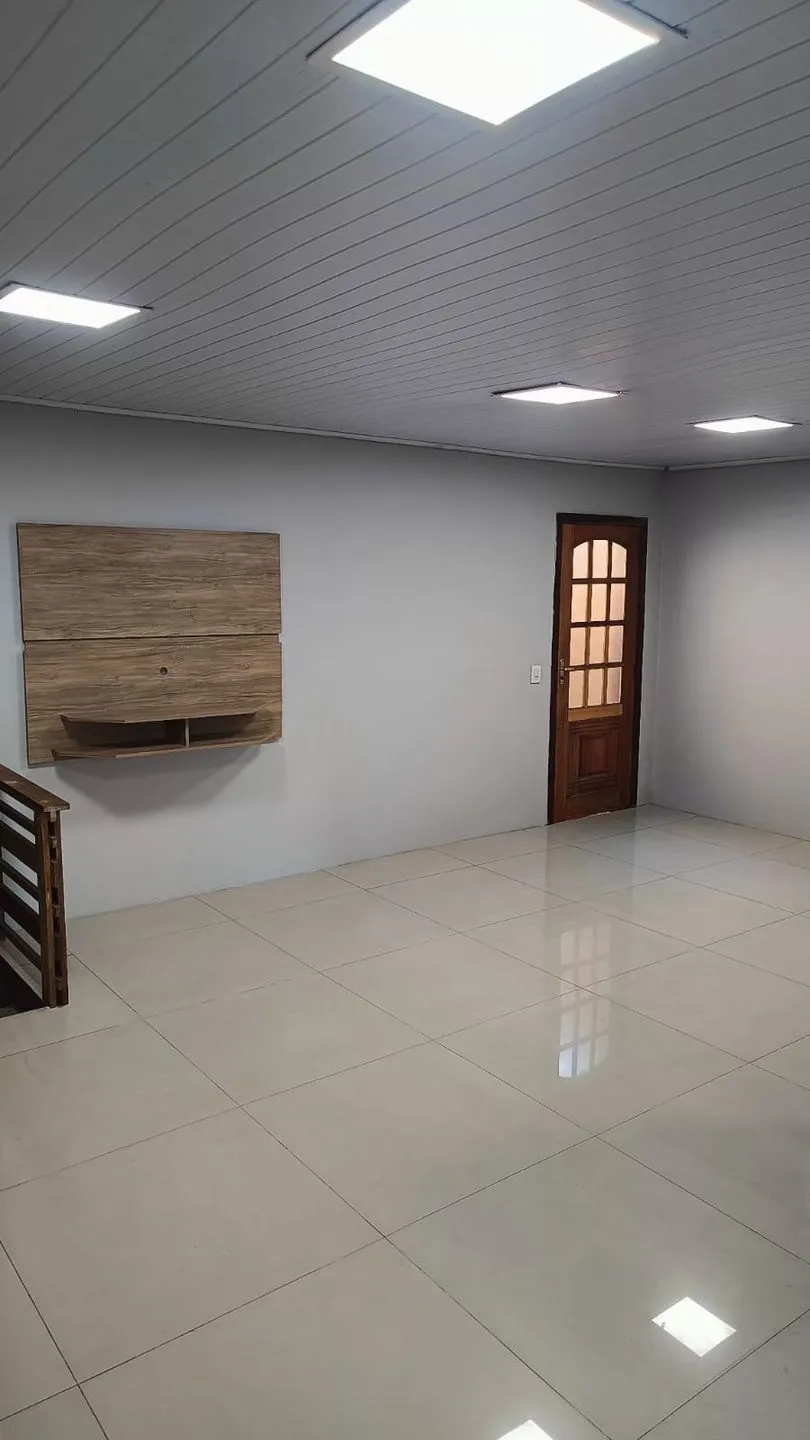 Imagem Casa à venda em Caxias do Sul, Santo Antônio, com 3 quartos, 130m2