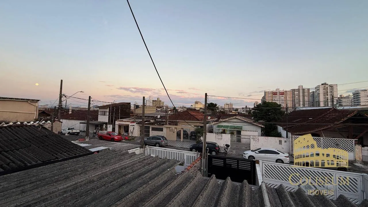 Imagem Casa com 2 dormitórios à venda por R$ 395.000,00 - Vila Assunção - Praia Grande/SP