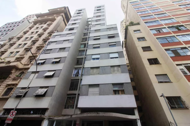 Imagem Apartamento de 2 quartos na Bela Vista: venda ou locação em São Paulo-SP! 80m², 1 sala e 2 banheiros. Confira!