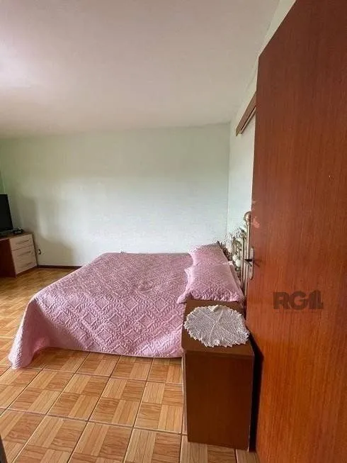 Imagem Casa de 4 dormitórios, bairro Ipanema
