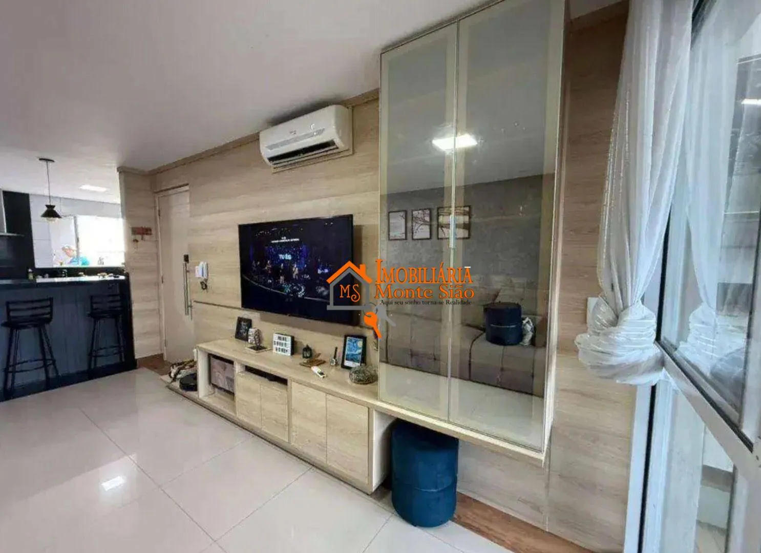 Imagem Sobrado com 3 dormitórios à venda, 228 m² por R$ 640.000,00 - Continental II - Guarulhos/SP