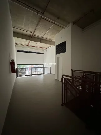 Imagem Loja com 102m2 na Vila Clementino.