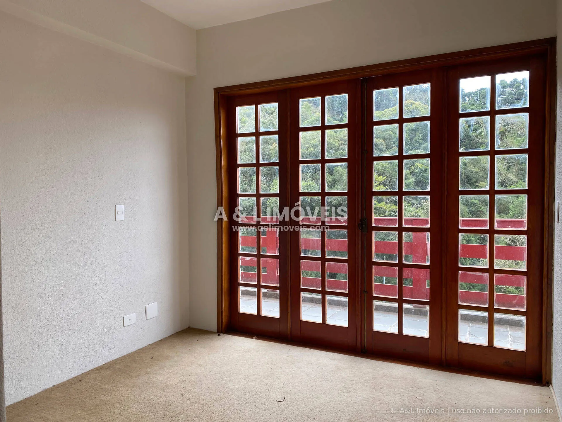 Imagem Cobertura | 156,49 m² | 2 Suítes | Vista e Lareira | Campos do Jordão