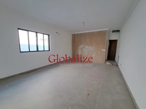Imagem Casa sobreposta térrea à venda com 100m², 3 suítes, 2 vagas, piscina por R$1.025.000,00 no Embaré em Santos