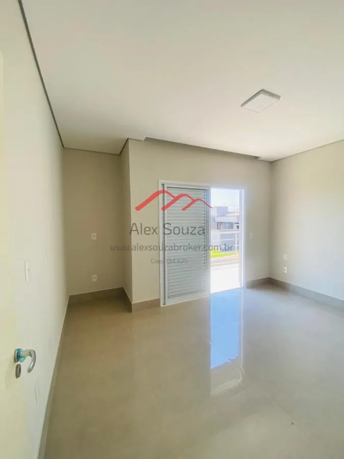 Imagem Sobrado em Condomínio para Venda em Hortolândia, Residencial Jardim do Jatobá, 3 dormitórios, 1 suíte, 3 banheiros, 4 vagas