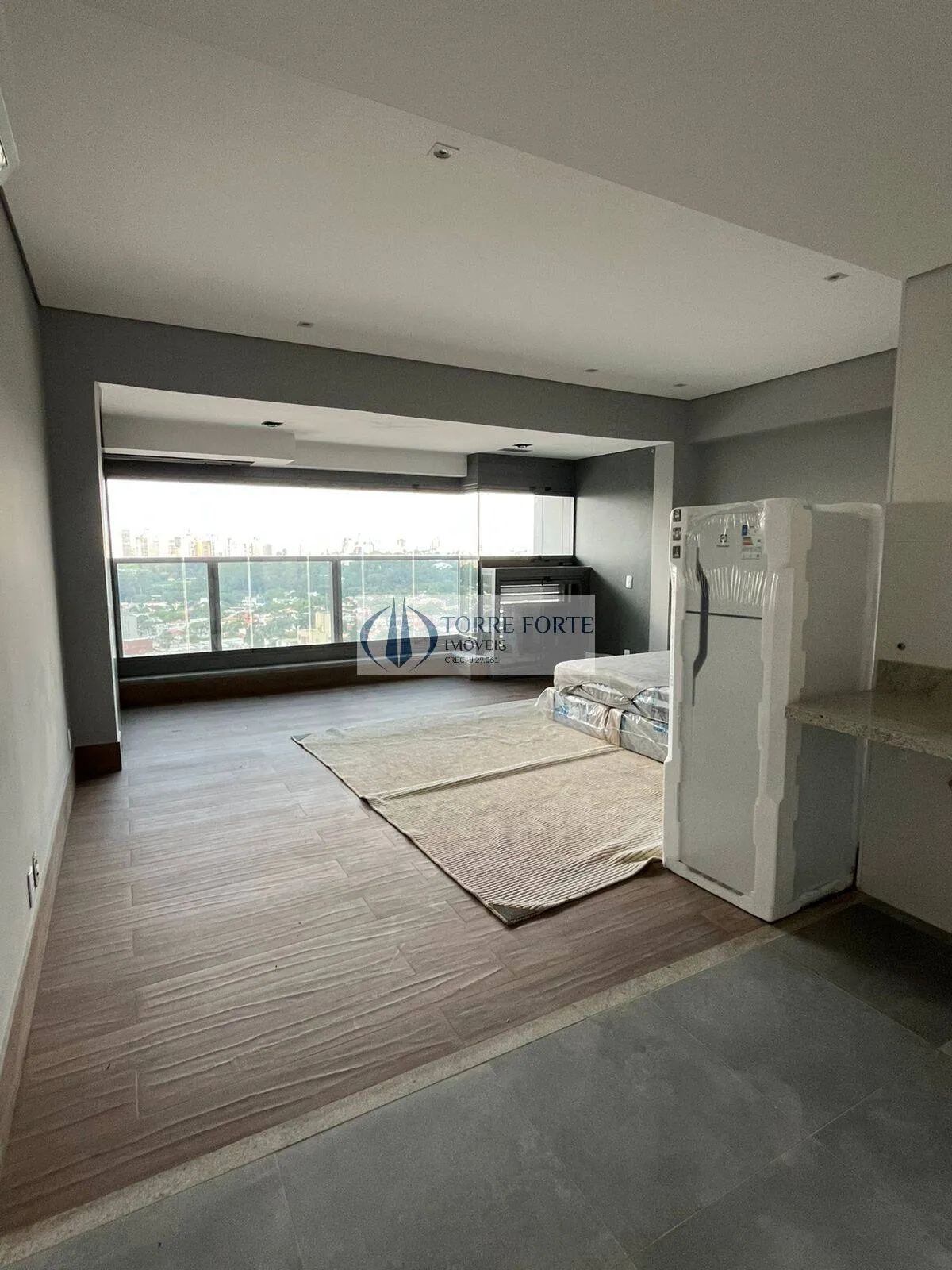 Imagem Studio com 42 m², 1 dormitório 1 banheiro 1 vaga de garagem, bem localizado