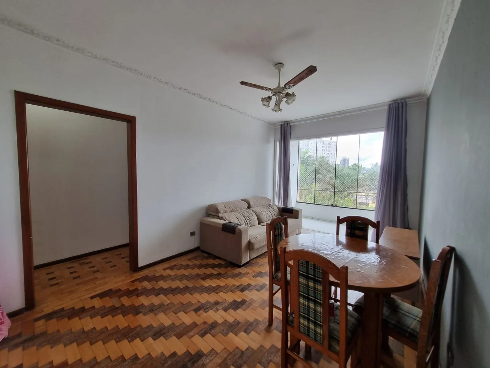Imagem Apartamento de 3 dormitórios para venda no Bairro Azenha