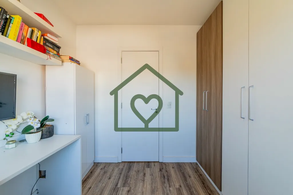 Imagem Apartamento à venda no bairro Azenha, totalmente mobiliado, com 56 m2 de área privativa em andar i...