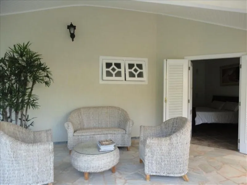 Imagem Casa Exclusiva no Cond. Residencial City Castelo com 680M²