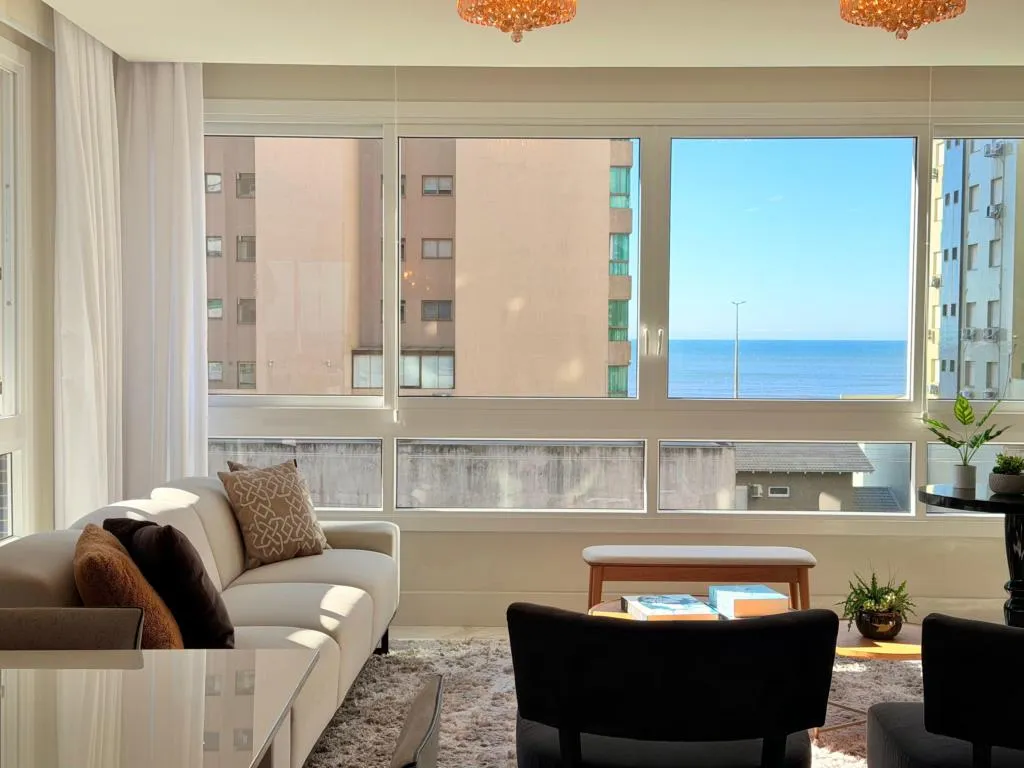 Imagem Apartamento 4 Dormitórios - Bairro Navegantes