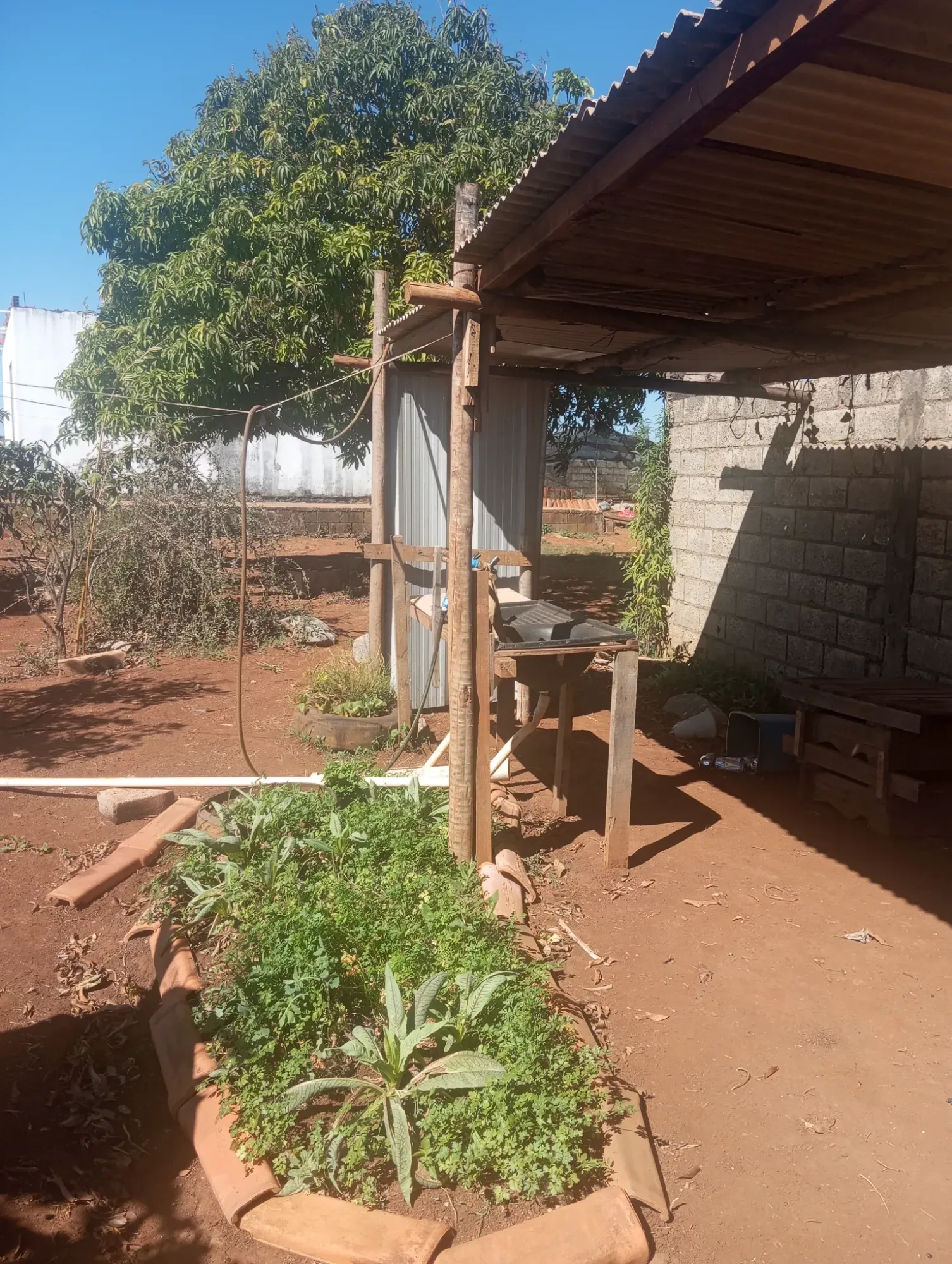 Imagem Chácara com 2 Quartos à Venda, 2.000 m² em Matozinhos - Matozinhos