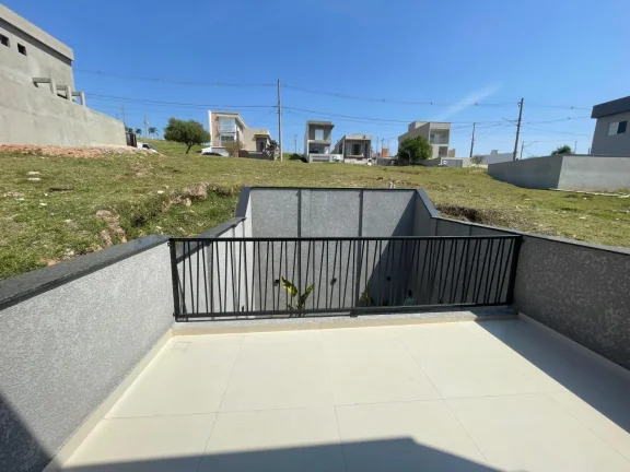 Imagem Casa com Piscina e Terraço no Condomínio Nova Jaguari