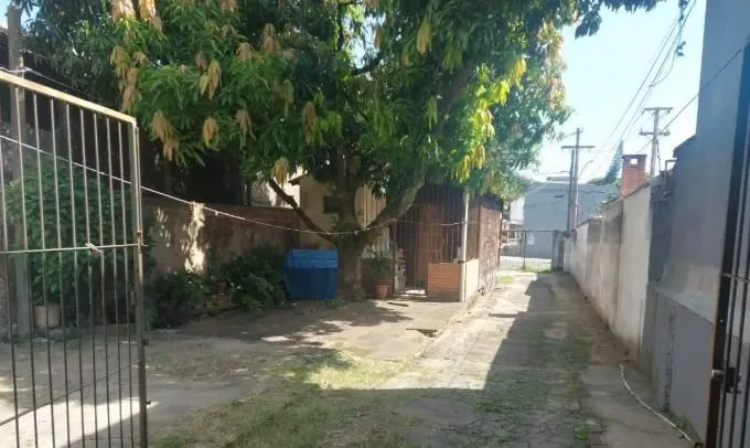 Imagem Terreno de 355m² á venda no Bairro Glória, Porto Alegre