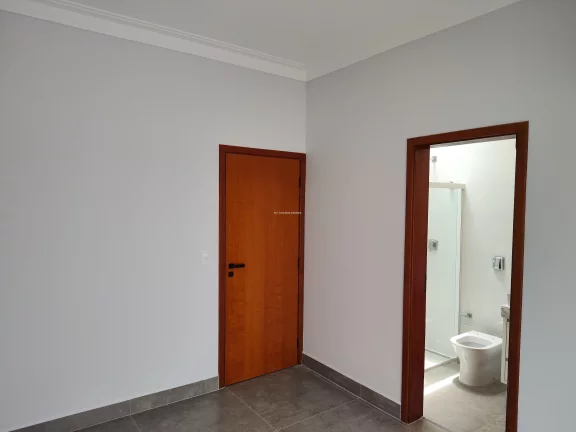 Imagem LINDA CASA COM PISCINA SENDO 3 SUITES CONDOMINIO RESIDENCIAL VIENA-SP