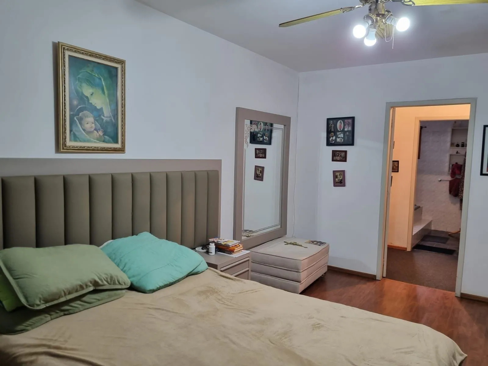 Imagem Casa / Sobrado bem grande 266 m² - Vila João Pessoa - Porto Alegre - Preço bem atrativo
