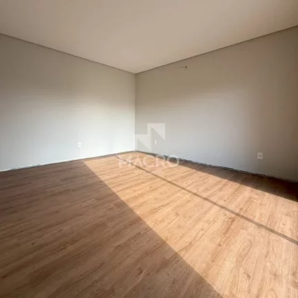 Imagem Casa Estilo Clássica | Lot. Montreal | Três Rios do Norte | 3 quartos (1 suíte + 2 demi) | 152m²