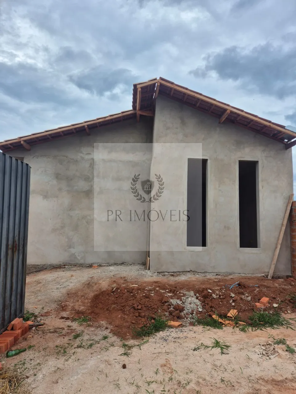 Foto do imóvel Imperdível! Casa à venda em Araraquara-SP, no Residencial Monte Carlo: 2 quartos, 1 suíte, 2 salas, 2 banheiros, 2 vagas, 64m².