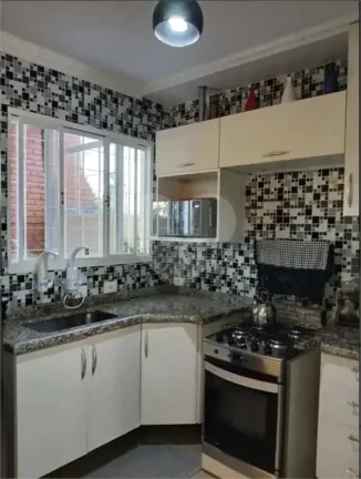 Imagem Casa de Vila à venda com 2 quartos, sendo 2 suítes, no condomínio Parque Ipê Vermelho, Sorocaba - SP