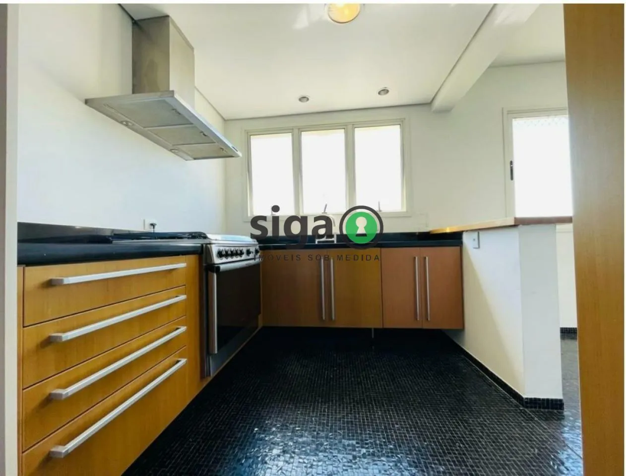 Imagem Apartamento a venda ou locação em Perdizes, com 3 suites, 4 vagas, em 215m²