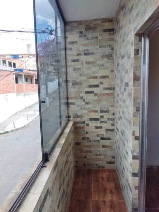 Imagem Vende-se linda casa de 101m², em ótima localização do bairro Jardim Oliveiras II em Guarulhos!!