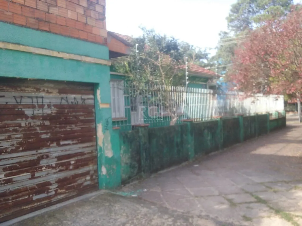 Imagem Casa para Venda - 200m², 3 dormitórios, 6 vagas - São Geraldo