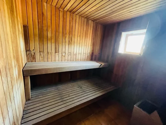 Imagem Linda Casa de Temporada com 6 quartos, sendo 5 suítes em Praia do Canto, Armação do Búzios - RJ
