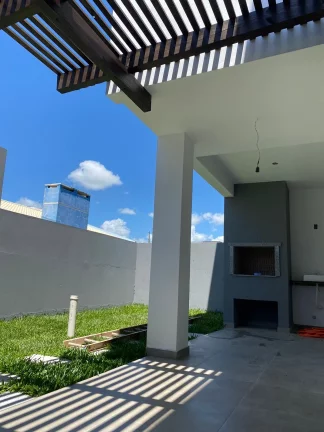 Imagem Encantadora Casa de 3 Quartos em Areias de Palhocinha, Garopaba-SC, Próxima ao Centro!