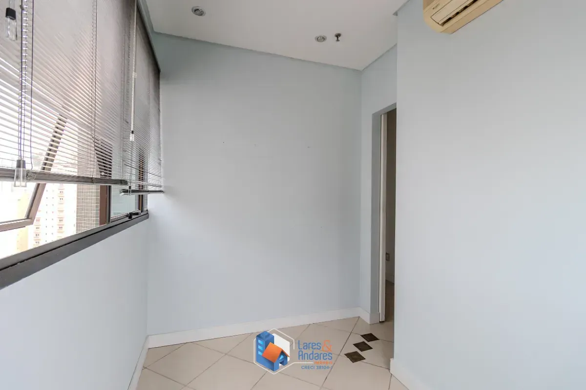Imagem Conjunto comercial para venda em Campo Belo, 61m²