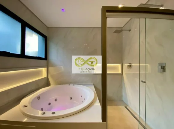 Imagem Venha conhecer essa incrível casa com 5 quartos sendo 5 suítes, totalizando 330,00 m2 de área!