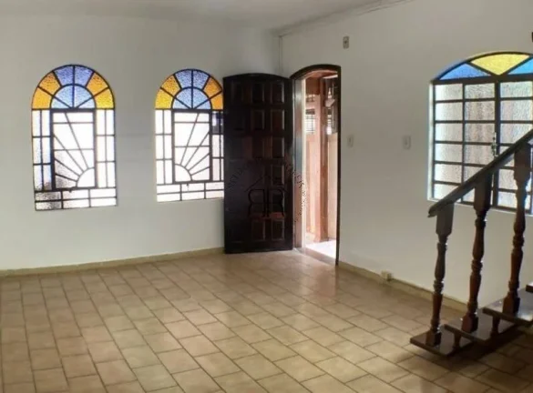 Imagem Venha conhecer a casa dos seus sonhos! Com 3 quartos amplos, sendo 1 suíte, esta casa é perfeita p...