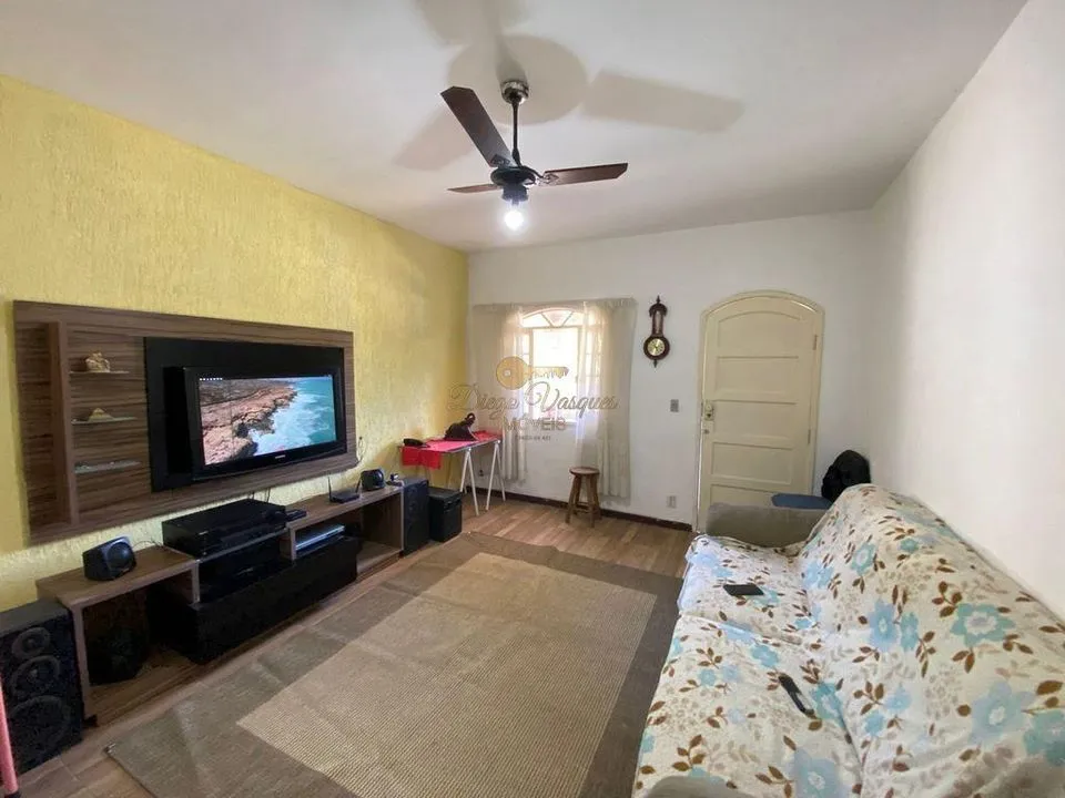 Imagem Casa para Venda em Teresópolis / RJ no bairro Pimenteiras