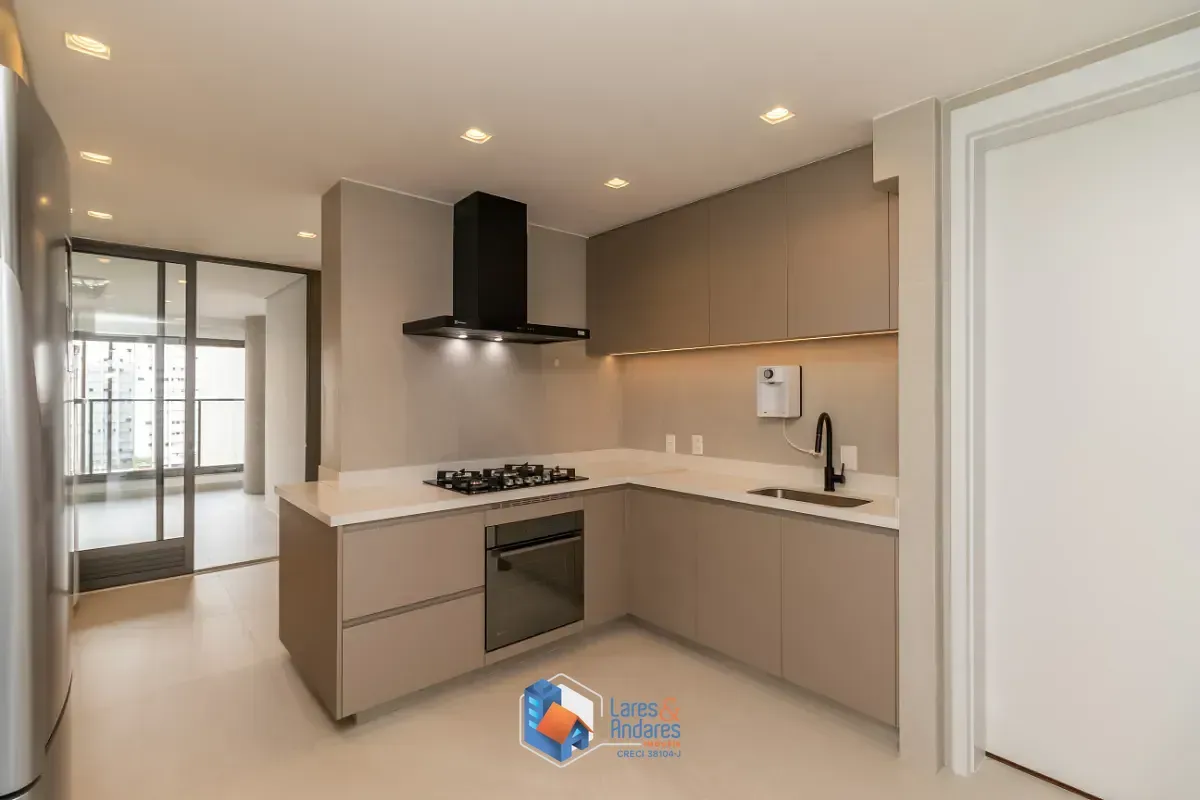 Imagem Apartamento para venda em Campo Belo com 3 quartos, sendo 3 suítes, 211m²