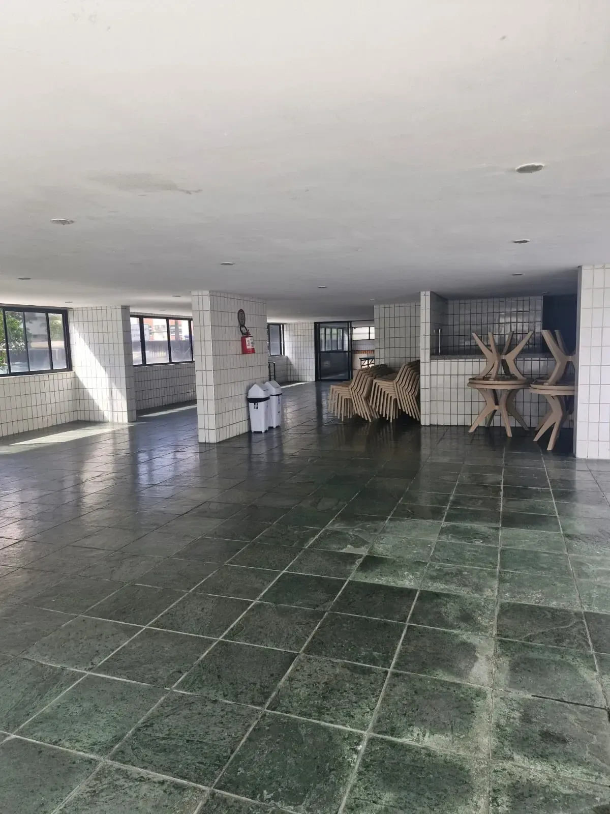 Imagem Apartamento com 4 Quartos à Venda, 136 m² em Graças - Recife