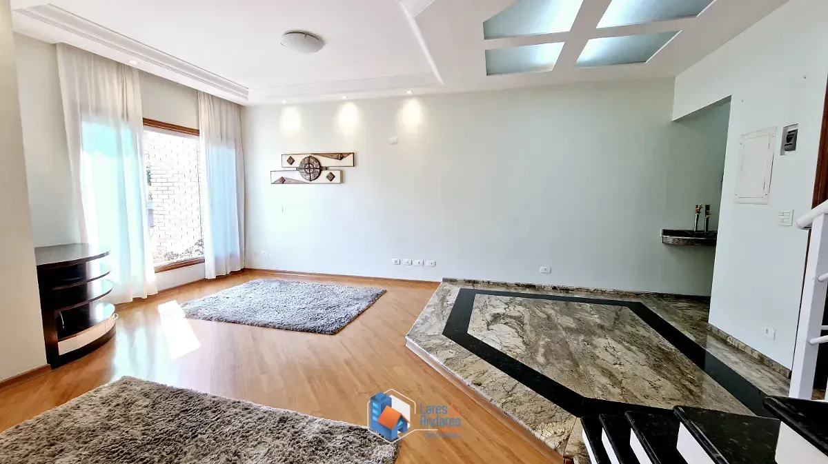 Imagem Sobrado para venda em Vila Maria com 3 quartos, sendo 1 suíte, 223m²