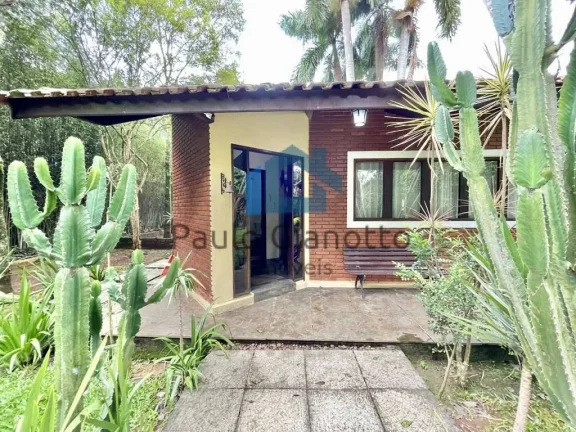 Imagem Casa Alto Padrão à venda Condomínio na Granja Viana