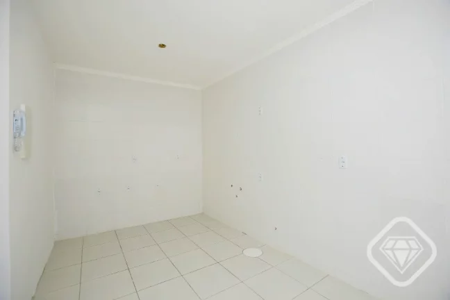 Imagem Casa Nova em Condomínio Fechado com Suíte e Churrasqueira

Brilhante Imóveis apresenta esta excel...