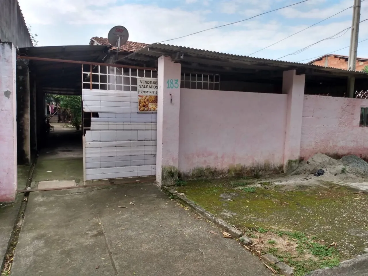 Imagem Casa à venda 2 Quartos, 2 Vagas, 250M², Conjunto Residencial Araretama, Pindamonhangaba - SP