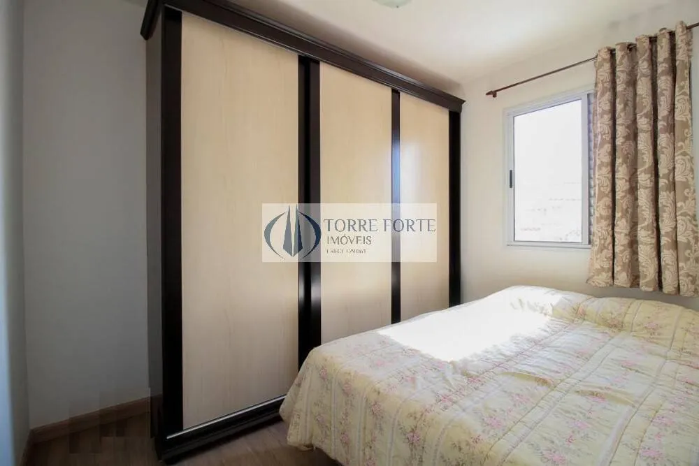 Imagem Apartamento com 2 dormitorios , varanda e 1 vaga em Itaquera .