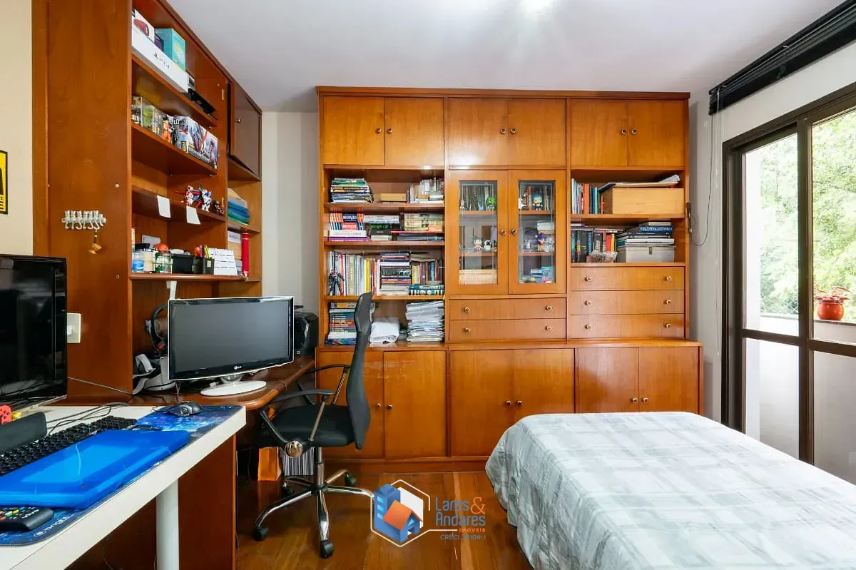 Imagem Apartamento para venda em Vila Andrade com 4 quartos, sendo 2 suítes, 180m²