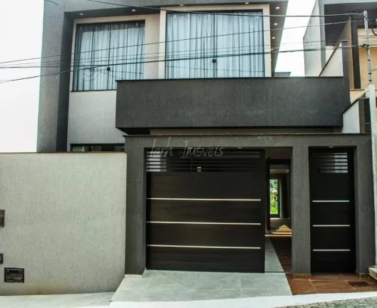 Imagem Linda casa duplex de luxo próxima ao West Shopping!